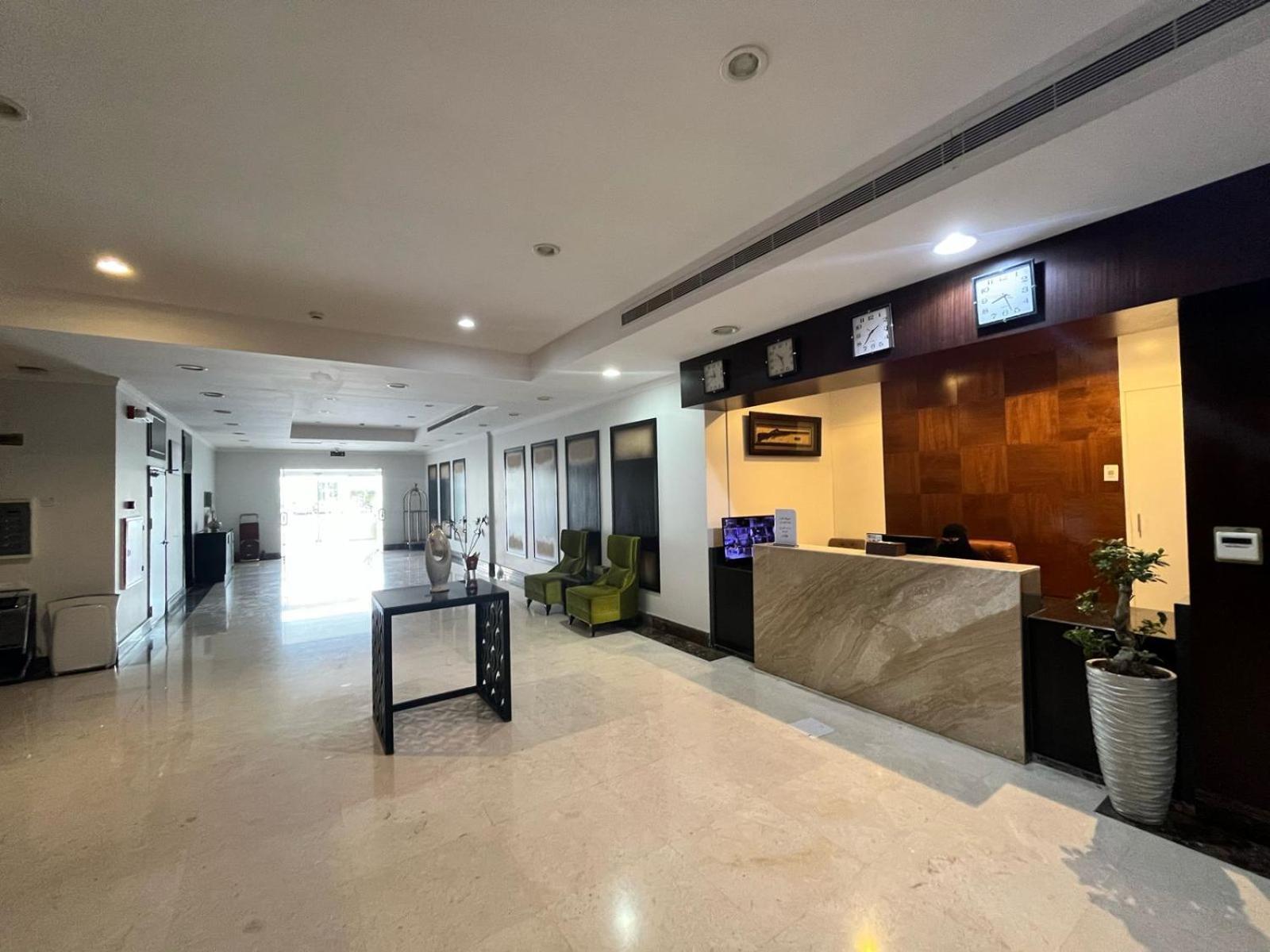 Aparthotel هوليداي بلس قرطبة - Qurtubah 3*
